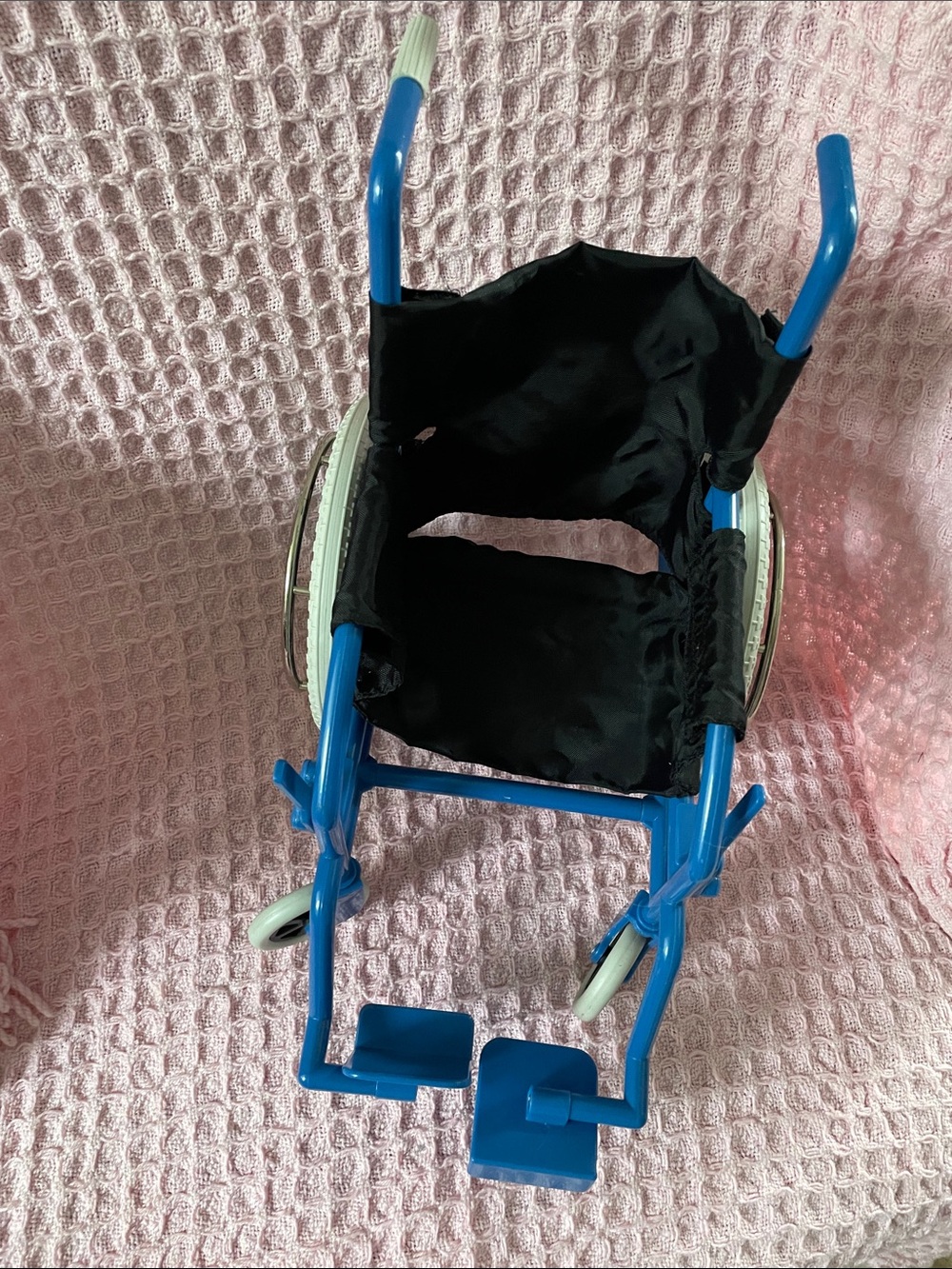 Pleasant Company American Girl Doll Blue Wheelchair with Black Fabric Seat